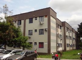 Vende-se em Rio De Janeiro-RJ  apto, 46.00 de área privativa,  2_qto(s), a.serv, WC, 1_sala(s), cozinha.