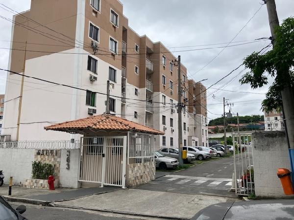 Vende-se em Rio De Janeiro-RJ  apto, 45.00 de área privativa,  2_qto(s), WC, 1_sala(s), cozinha.