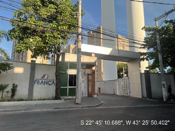 Vende-se em Nova Iguacu-RJ  apto, 54.93 de área total, 54.93 de área privativa,  2_qto(s), a.serv, WC, 1_sala(s), cozinha.