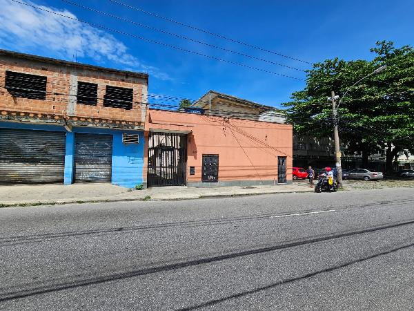 Vende-se em Rio De Janeiro-RJ  apto, 91.00 de área privativa,  1_qto(s), 1_vaga(s) de garagem.