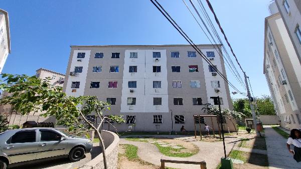 Vende-se em Rio De Janeiro-RJ  apto,  2_qto(s), WC, 1_sala(s), cozinha.