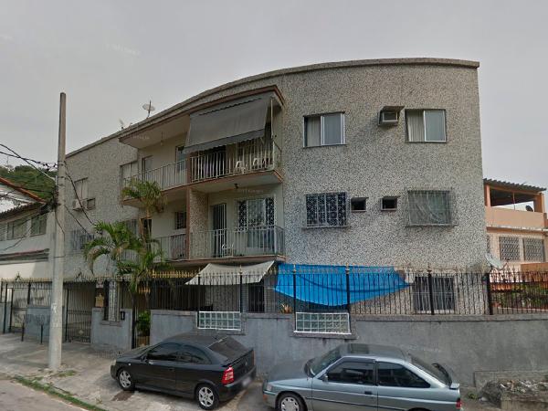 Vende-se em Rio De Janeiro-RJ  apto, 66.00 de área privativa,  2_qto(s), varanda, a.serv, WC, 1_sala(s), cozinha, 1_vaga(s) de garagem.