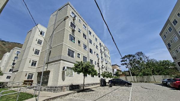 Vende-se em Nova Iguacu-RJ  apto, 74.74 de área total, 40.83 de área privativa,  2_qto(s), WC, 1_sala(s), cozinha.