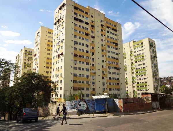 Vende-se em Rio De Janeiro-RJ  apto, 40.00 de área privativa,  1_qto(s), WC, 1_sala(s), cozinha.