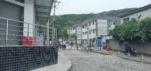 Vende-se em Rio De Janeiro-RJ  apto, 45.00 de área privativa,  2_qto(s), WC, 1_sala(s), cozinha, 1_vaga(s) de garagem.