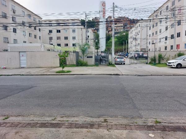 Vende-se em Rio De Janeiro-RJ  apto, 40.00 de área total, 40.00 de área privativa,  2_qto(s), WC, 1_sala(s), cozinha, 1_vaga(s) de garagem.