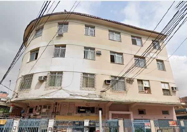 Vende-se em Rio De Janeiro-RJ  apto, 60.00 de área privativa,  3_qto(s), WC, WC Emp, 1_sala(s), cozinha.