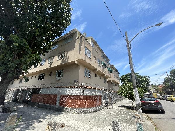 Vende-se em Rio De Janeiro-RJ  apto, 54.00 de área privativa,  1_qto(s), a.serv, WC, 1_sala(s), cozinha, 1_vaga(s) de garagem.