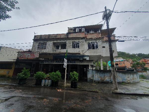 Vende-se em Rio De Janeiro-RJ  apto, 126.00 de área privativa,  2_qto(s), WC, WC Emp, 1_sala(s), DCE, cozinha.