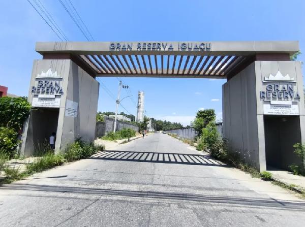 Vende-se em Nova Iguacu-RJ  apto, 45.27 de área total, 45.27 de área privativa,  2_qto(s), a.serv, WC, 1_sala(s), cozinha, 1_vaga(s) de garagem.