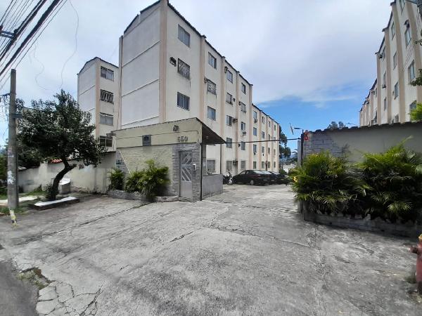 Vende-se em Rio De Janeiro-RJ  apto, 51.00 de área privativa,  2_qto(s), WC, 1_sala(s), cozinha, 1_vaga(s) de garagem.