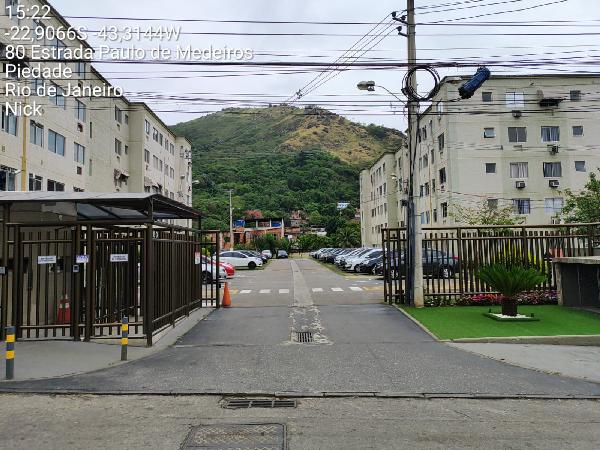 Vende-se em Rio De Janeiro-RJ  apto, 44.00 de área total, 44.00 de área privativa,  2_qto(s), WC, 1_sala(s), cozinha.