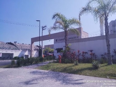 Vende-se em Rio De Janeiro-RJ  apto, 46.00 de área privativa,  2_qto(s), WC, 1_sala(s), cozinha.