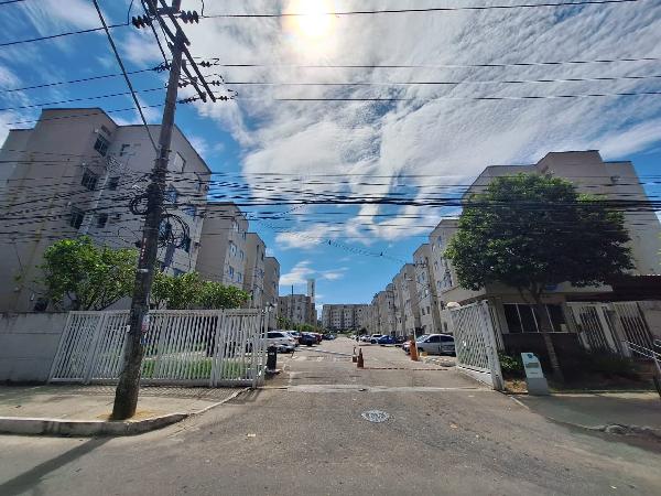 Vende-se em Nova Iguacu-RJ  apto, 51.39 de área total, 46.18 de área privativa,  2_qto(s), WC, 1_sala(s), cozinha.