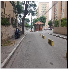 Vende-se em Rio De Janeiro-RJ  apto, 49.00 de área privativa,  2_qto(s), a.serv, WC, 1_sala(s), cozinha.