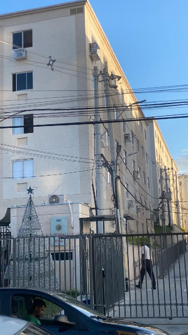 Vende-se em Rio De Janeiro-RJ  apto, 40.00 de área privativa, 0.00 de área do terreno.