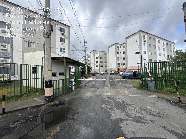Vende-se em Nova Iguacu-RJ  apto, 77.32 de área total, 43.30 de área privativa,  2_qto(s), a.serv, WC, 1_sala(s), cozinha.