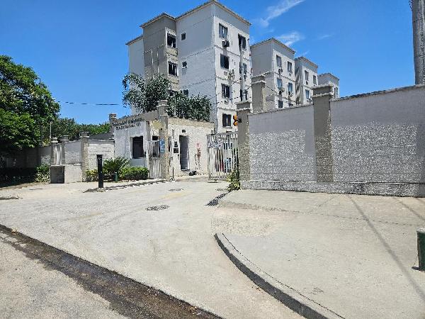 Vende-se em Rio De Janeiro-RJ  apto, 42.65 de área privativa, 0.00 de área do terreno.