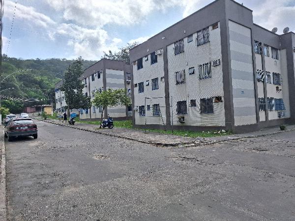Vende-se em Rio De Janeiro-RJ  apto, 45.00 de área privativa,  2_qto(s), WC, 1_sala(s), cozinha.