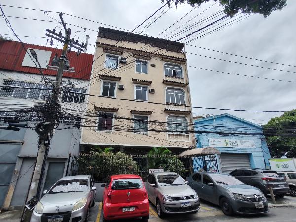 Vende-se em Rio De Janeiro-RJ  apto, 35.00 de área privativa,  1_qto(s), WC, WC Emp.