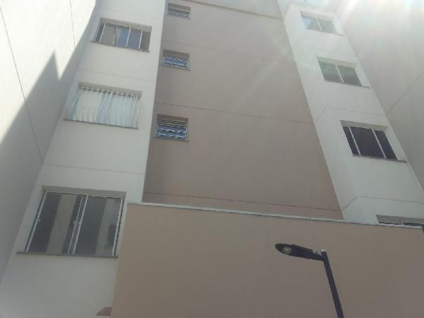 Vende-se em Rio De Janeiro-RJ  apto, 40.00 de área privativa,  2_qto(s), WC, 1_sala(s), cozinha.