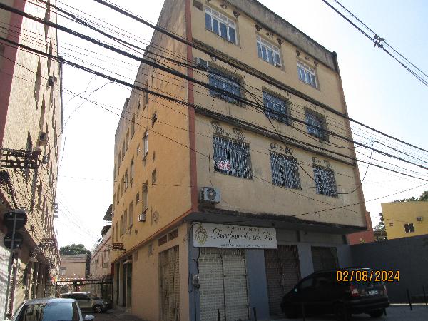 Vende-se em Rio De Janeiro-RJ  apto, 61.00 de área privativa,  2_qto(s), WC, WC Emp, 1_sala(s), DCE, cozinha, 1_vaga(s) de garagem.
