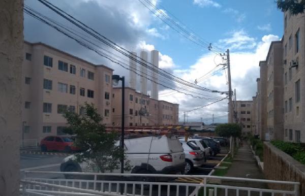 Vende-se em Rio De Janeiro-RJ  apto, 44.00 de área privativa,  2_qto(s), a.serv, WC, 1_sala(s), cozinha.