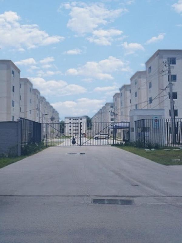 Vende-se em Rio De Janeiro-RJ  apto, 40.00 de área privativa,  2_qto(s), WC, 1_sala(s), cozinha.