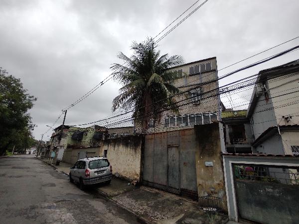 Vende-se em Rio De Janeiro-RJ  apto, 116.00 de área total, 116.00 de área privativa,  3_qto(s), WC, 1_sala(s), cozinha.