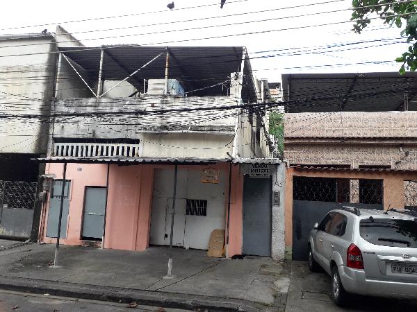 Vende-se em Rio De Janeiro-RJ  apto, 31.00 de área privativa, 0.00 de área do terreno.