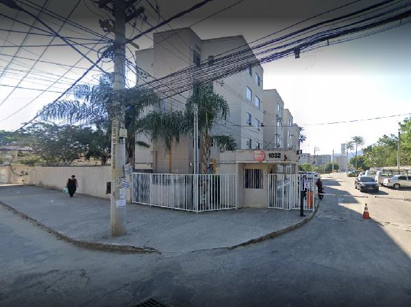 Vende-se em Rio De Janeiro-RJ  apto, 90.44 de área total, 43.08 de área privativa,  2_qto(s), WC, 1_sala(s), cozinha.