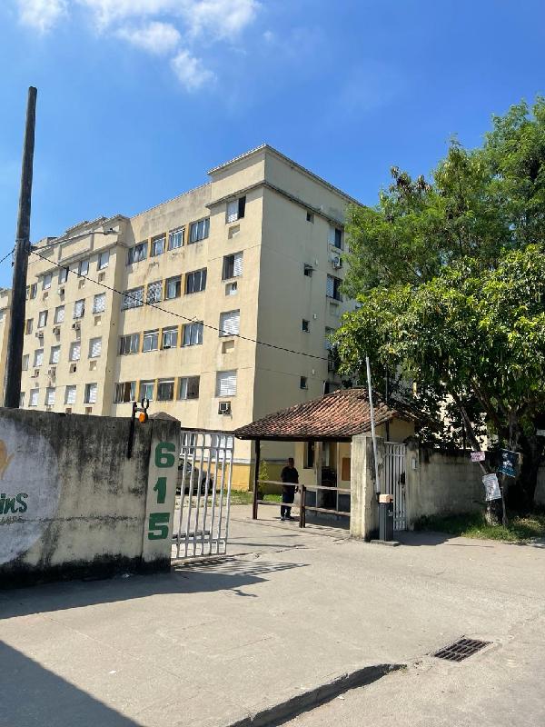 Vende-se em Rio De Janeiro-RJ  apto, 49.00 de área privativa,  2_qto(s), WC, 1_sala(s), cozinha.