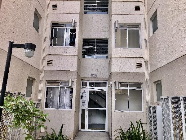 Vende-se em Rio De Janeiro-RJ  apto, 40.00 de área privativa,  2_qto(s), WC, 1_sala(s), cozinha.