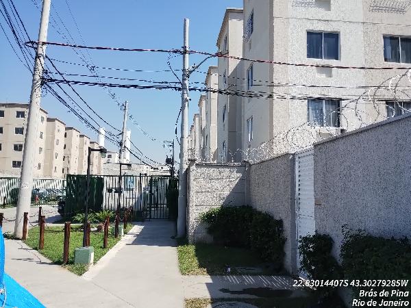 Vende-se em Rio De Janeiro-RJ  apto, 40.00 de área privativa,  2_qto(s), WC, 1_sala(s), cozinha.