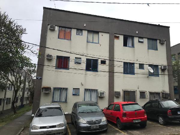 Vende-se em Rio De Janeiro-RJ  apto, 45.00 de área privativa,  2_qto(s), WC, 1_sala(s), cozinha.