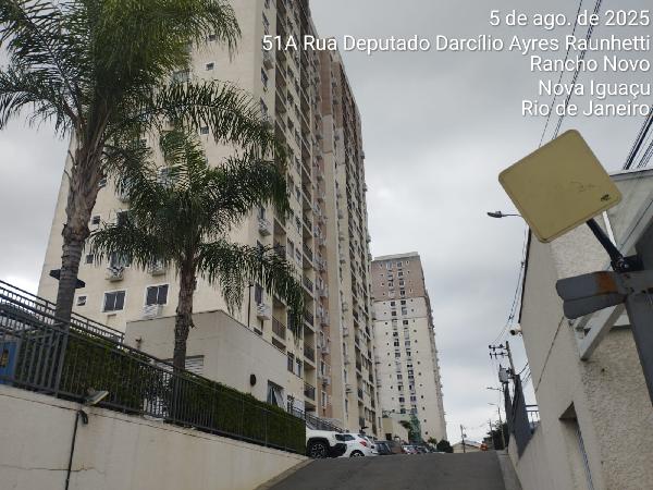 Vende-se em Nova Iguacu-RJ  apto, 53.07 de área total, 53.07 de área privativa,  2_qto(s), a.serv, WC, 1_sala(s), cozinha.