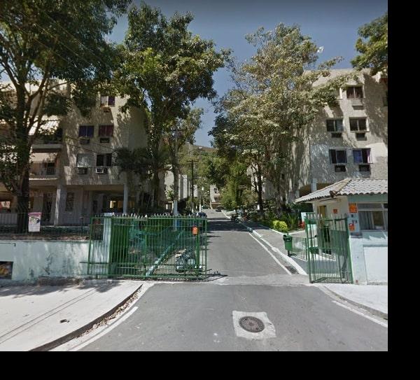 Vende-se em Rio De Janeiro-RJ  apto, 56.00 de área privativa,  2_qto(s), WC, 1_sala(s), cozinha.