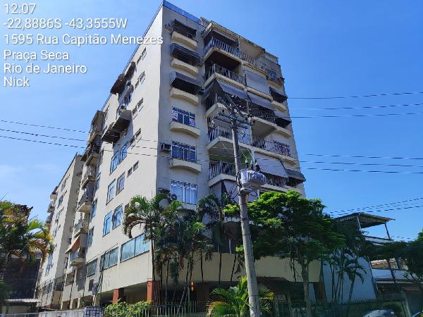 Vende-se em Rio De Janeiro-RJ  apto, 86.00 de área privativa,  2_qto(s), WC, WC Emp, 1_sala(s), DCE, cozinha, 1_vaga(s) de garagem.
