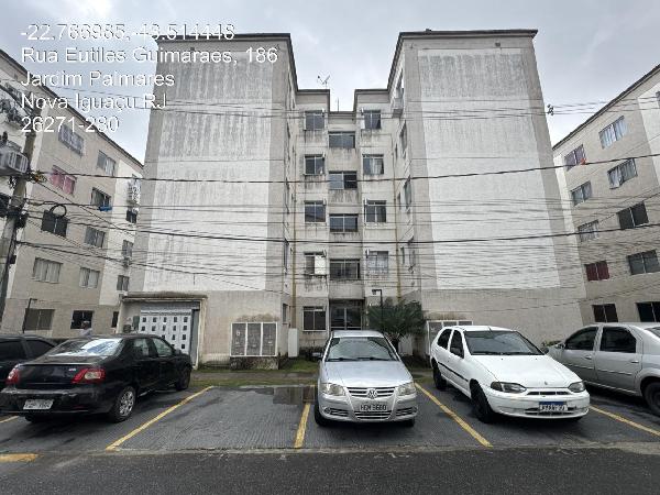 Vende-se em Nova Iguacu-RJ  apto, 81.83 de área total, 47.81 de área privativa,  2_qto(s), WC, 1_sala(s), cozinha.