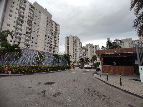 Vende-se em Nova Iguacu-RJ  apto, 47.05 de área total, 47.05 de área privativa,  2_qto(s), a.serv, WC, 1_sala(s), cozinha.