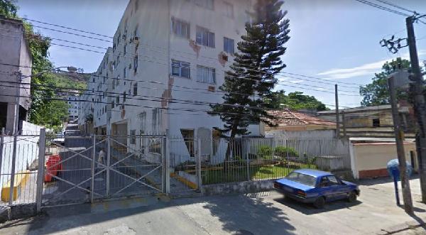 Vende-se em Rio De Janeiro-RJ  apto, 45.00 de área privativa,  2_qto(s), WC, 1_sala(s), cozinha.