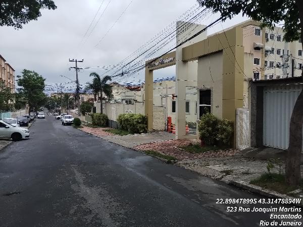 Vende-se em Rio De Janeiro-RJ  apto, 45.00 de área privativa,  2_qto(s), WC, 1_sala(s), cozinha, 1_vaga(s) de garagem.