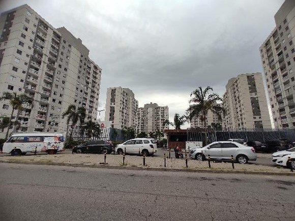 Vende-se em Nova Iguacu-RJ  apto, 47.05 de área total, 47.05 de área privativa,  2_qto(s), a.serv, WC, 1_sala(s), cozinha, 1_vaga(s) de garagem.