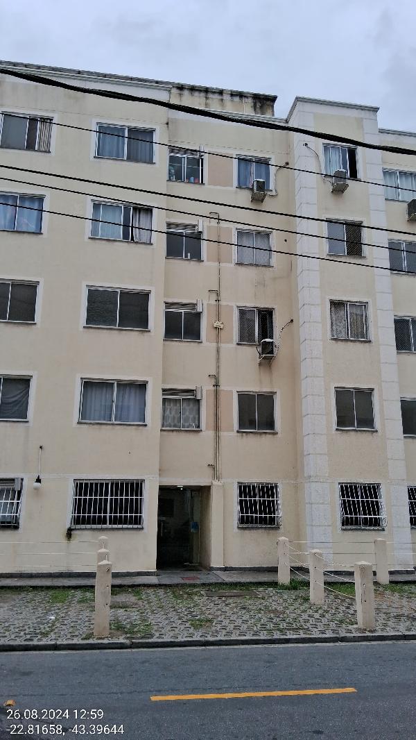 Vende-se em Rio De Janeiro-RJ  apto, 46.00 de área privativa,  2_qto(s), WC, 1_sala(s), cozinha.
