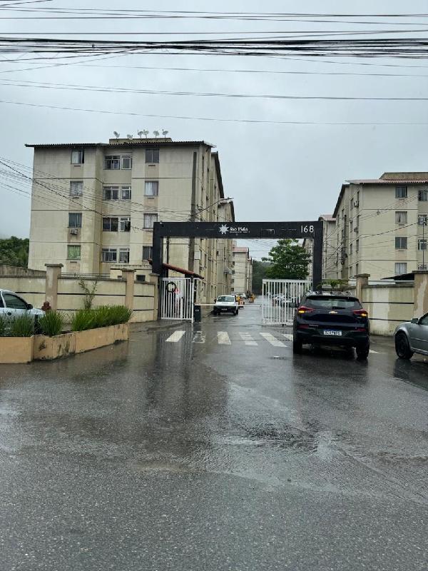 Vende-se em Rio De Janeiro-RJ  apto, 45.00 de área privativa,  2_qto(s), a.serv, WC, 1_sala(s), cozinha, 1_vaga(s) de garagem.
