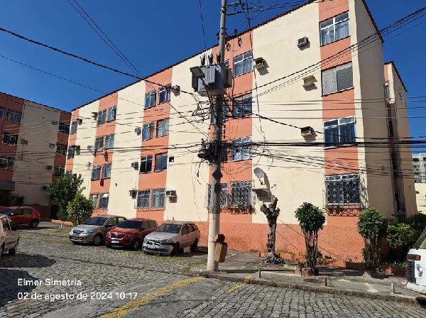 Vende-se em Rio De Janeiro-RJ  apto, 45.00 de área privativa,  2_qto(s), WC, 1_sala(s), cozinha.