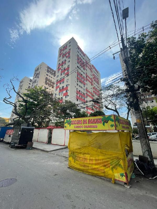 Vende-se em Rio De Janeiro-RJ  apto, 35.00 de área privativa,  1_qto(s), WC, 1_sala(s), cozinha.