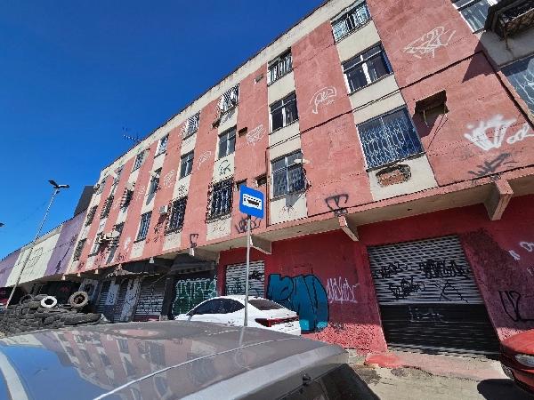 Vende-se em Rio De Janeiro-RJ  apto, 45.00 de área privativa,  2_qto(s), WC, 1_sala(s), cozinha.