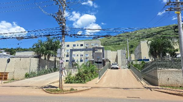 Vende-se em Nova Iguacu-RJ  apto, 40.83 de área total, 40.83 de área privativa,  2_qto(s), WC, 1_sala(s), cozinha.