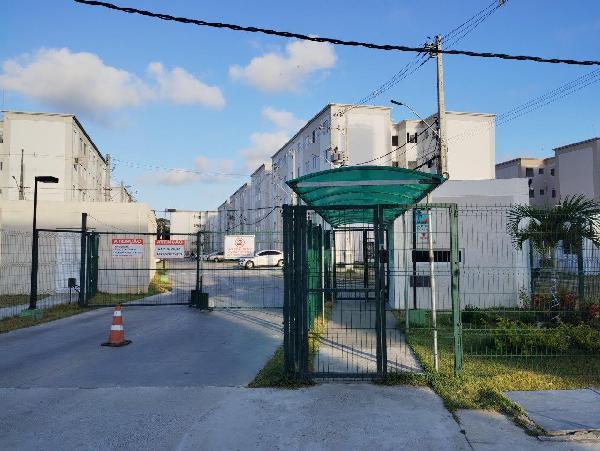 Vende-se em Salvador-BA  apto, 40.53 de área privativa,  2_qto(s), a.serv, WC, 1_sala(s), cozinha.